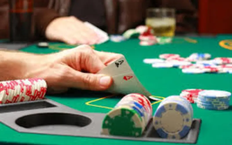 Poker Game at PokerGuru Body image